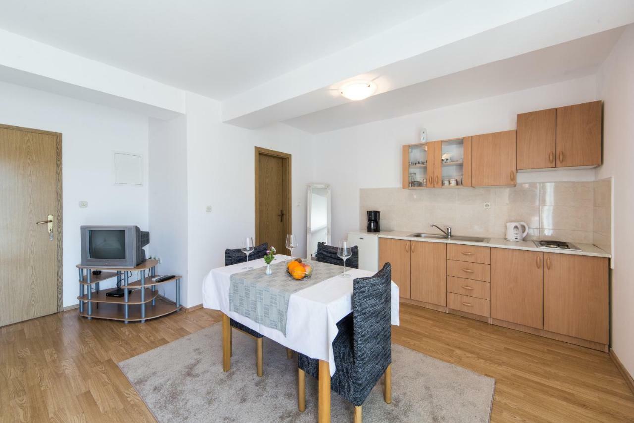 Apartments Barbir Ploce  Extérieur photo